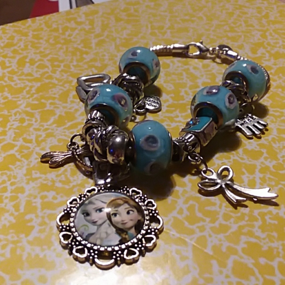 HANDMADE BRACELET